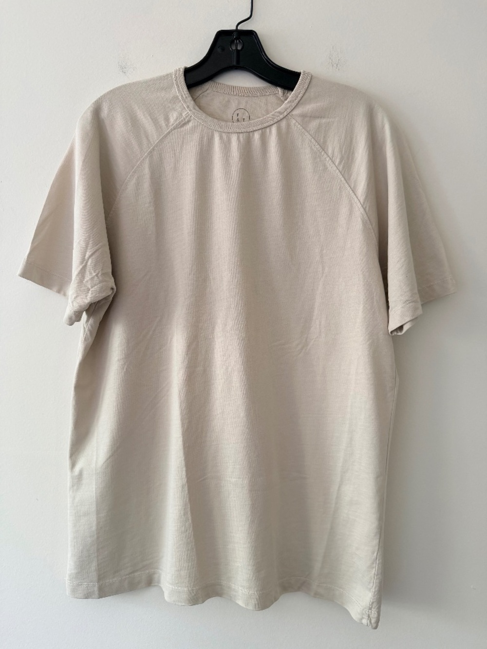 NWOT Form & Thread Organic Raglan Tee Ecru British Organic Basic Closet Staple